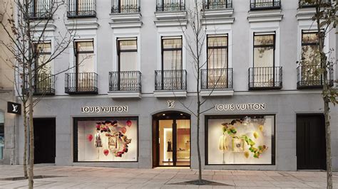 louis vuitton calle serrano madrid|louis vuitton madrid hours.